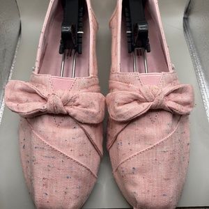 Toms Pink Bow Alpargatas, size 9